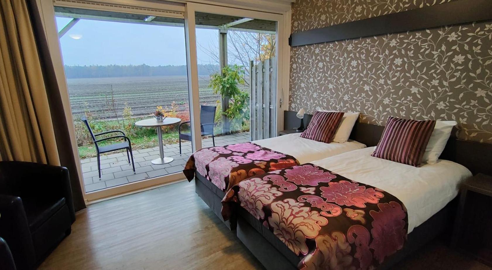 B&B Hotel De Vrije Vogel Elsloo  Ngoại thất bức ảnh